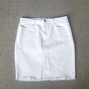 Jen 7 White Denim Skirt Size 10